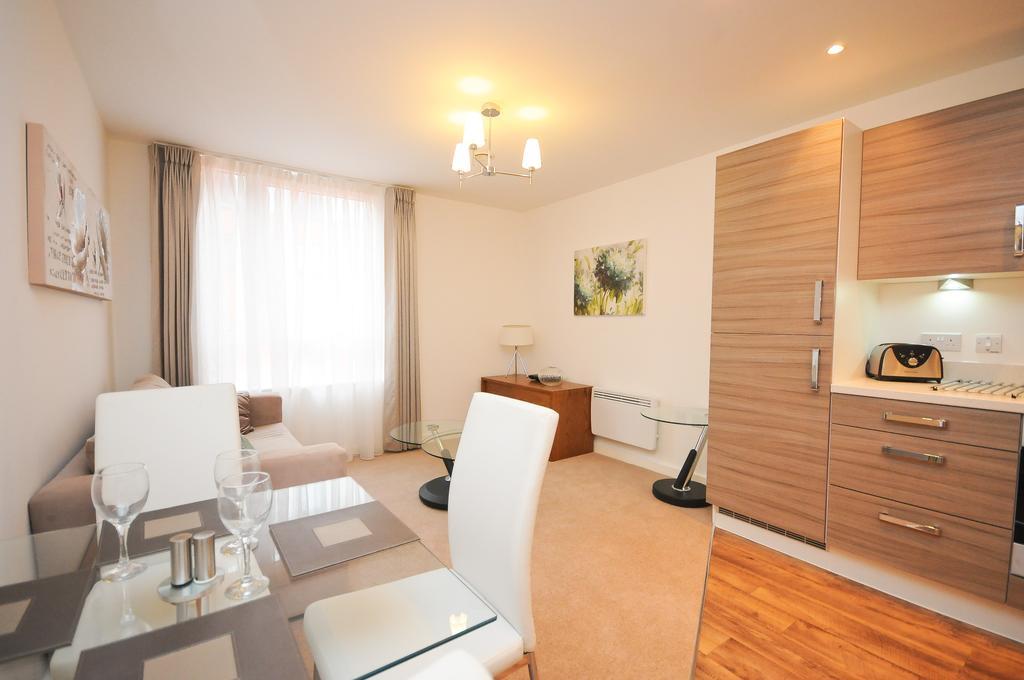 Town Or Country - Empress Heights Apartment Southampton Ruang foto