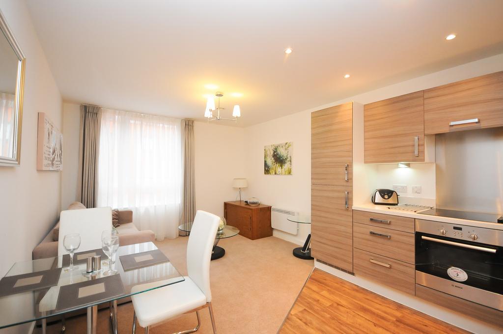 Town Or Country - Empress Heights Apartment Southampton Ruang foto